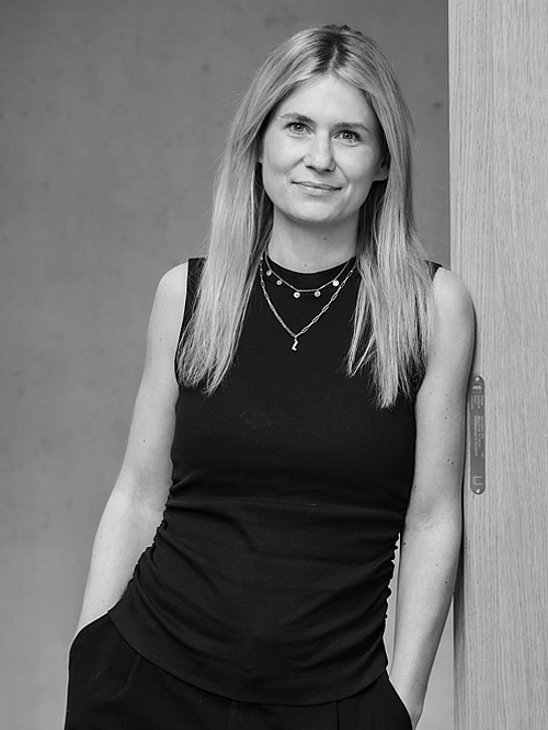 CHRISTINA LORENZEN CHRISTINA LORENZEN