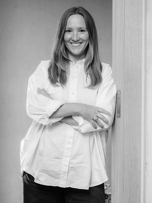 ANTONIA SOBIK ANTONIA SOBIK